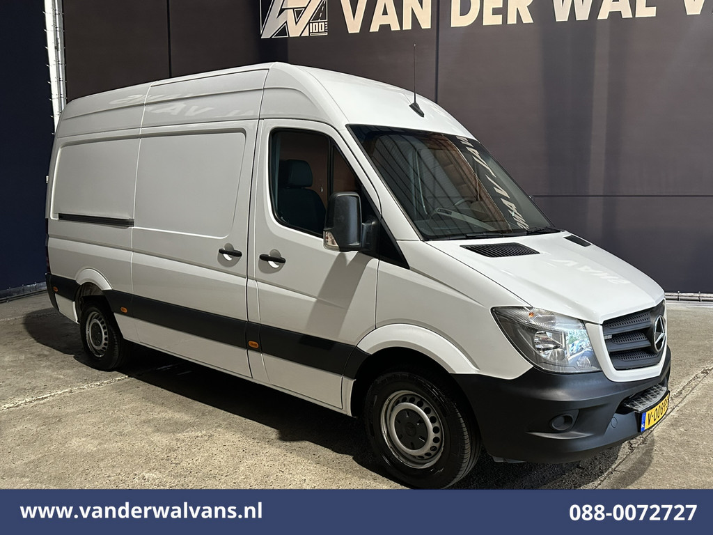 Mercedes-Benz Sprinter 316 CDI 163 pk L2H2 Euro6 Airco | Omvormer | Camera | 2800kg Trekhaak Cruisecontrol, Chauffeursstoel 11