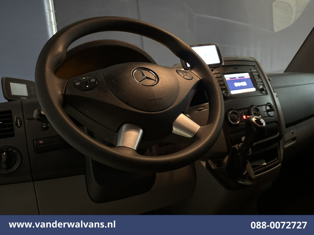 Mercedes-Benz Sprinter 316 CDI 163 pk L2H2 Euro6 Airco | Omvormer | Camera | 2800kg Trekhaak Cruisecontrol, Chauffeursstoel 15