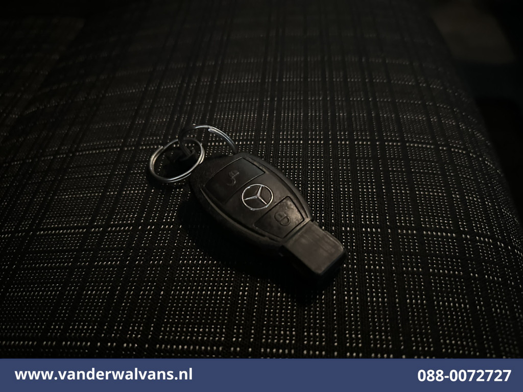 Mercedes-Benz Sprinter 316 CDI 163 pk L2H2 Euro6 Airco | Omvormer | Camera | 2800kg Trekhaak Cruisecontrol, Chauffeursstoel 19