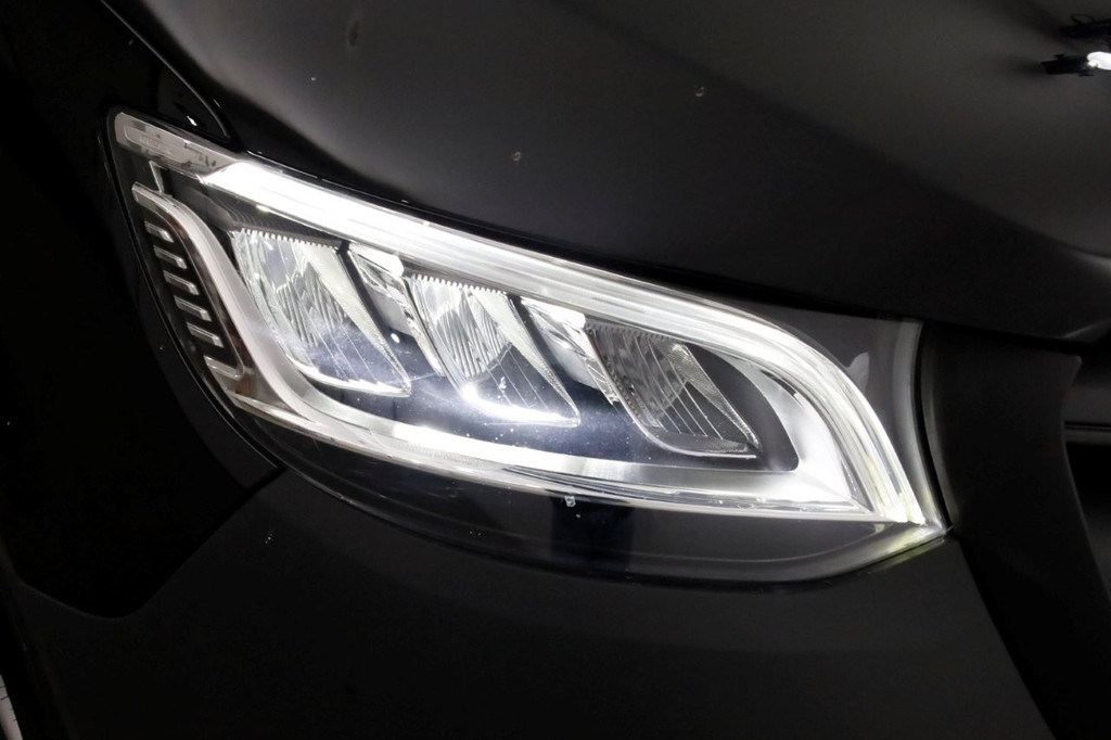 Mercedes-Benz Sprinter 316 CDI 163pk RWD L1H1 7G Automaat Koelwagen Trekhaak/LED/Camera 04-2021 16