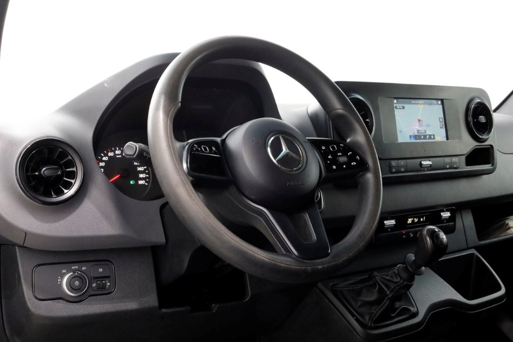 Mercedes-Benz Sprinter 316 CDI 163pk RWD L2H2 Airco/Navi/Camera/Trekhaak 3500kg 11-2018 12