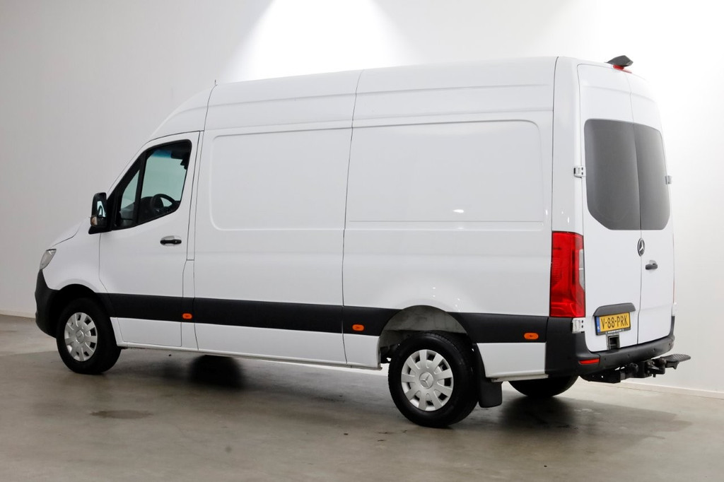 Mercedes-Benz Sprinter 316 CDI 163pk RWD L2H2 Airco/Navi/Camera/Trekhaak 3500kg 11-2018 9