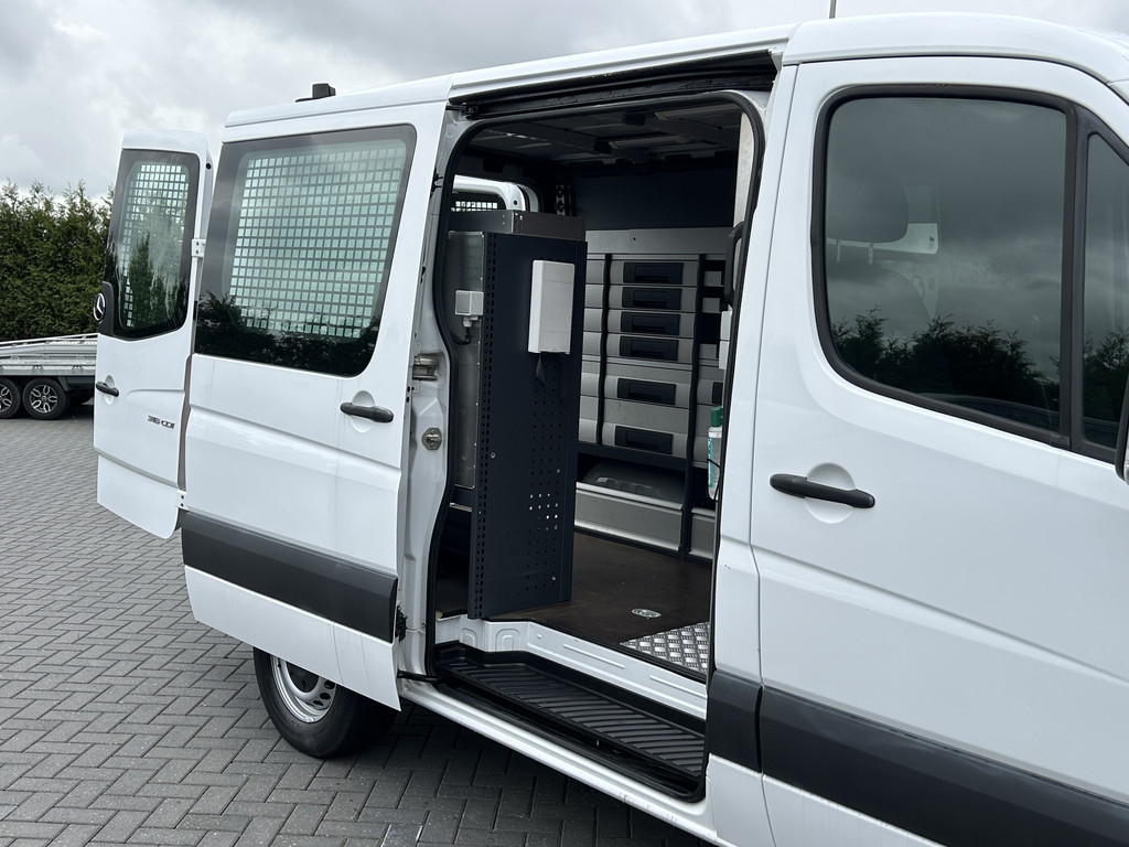 Mercedes-Benz Sprinter 316 CDI 164 PK 3.5 T / AUTOMAAT / L1H1 / 2.8 TONS TREKHAAK / 1e EIGENAAR / AIRCO / CRUISE / BOTT INRICHTING / CAMERA 10