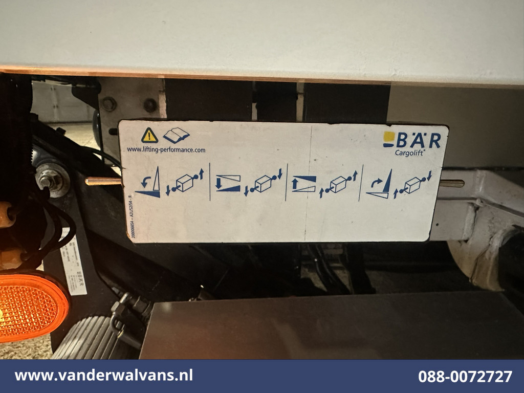 Mercedes-Benz Sprinter 316 CDI 164pk Bakwagen Laadklep Euro6 | Camera | Apple Carplay Android Auto, Bijrijdersbank 12