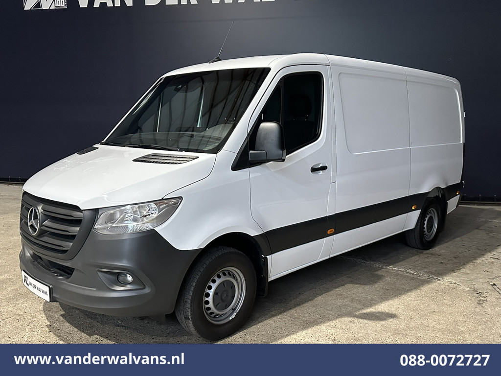Mercedes-Benz Sprinter 316 CDI 164pk L2H1 Euro6 Airco | Camera | Navigatie | Apple Carplay | Android Auto | Chauffeursstoel Cruisecontrol, Trekhaak, Bijrijdersbank 10
