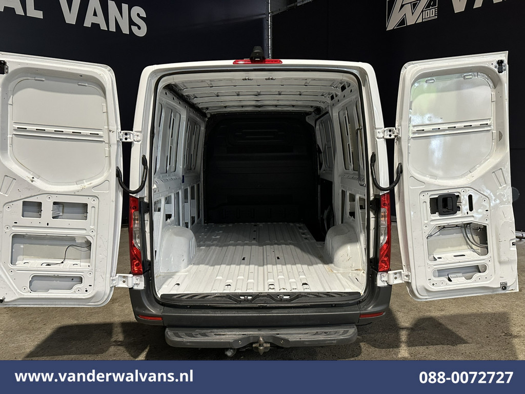 Mercedes-Benz Sprinter 316 CDI 164pk L2H1 Euro6 Airco | Camera | Navigatie | Apple Carplay | Android Auto | Chauffeursstoel Cruisecontrol, Trekhaak, Bijrijdersbank 14