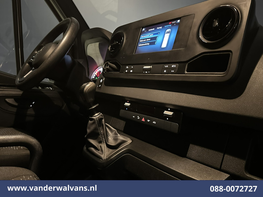 Mercedes-Benz Sprinter 316 CDI 164pk L2H1 Euro6 Airco | Camera | Navigatie | Apple Carplay | Android Auto | Chauffeursstoel Cruisecontrol, Trekhaak, Bijrijdersbank 16