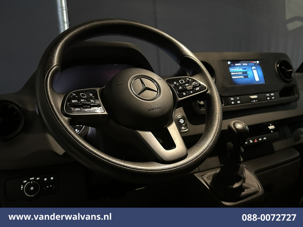 Mercedes-Benz Sprinter 316 CDI 164pk L2H1 Euro6 Airco | Camera | Navigatie | Apple Carplay | Android Auto | Chauffeursstoel Cruisecontrol, Trekhaak, Bijrijdersbank 17
