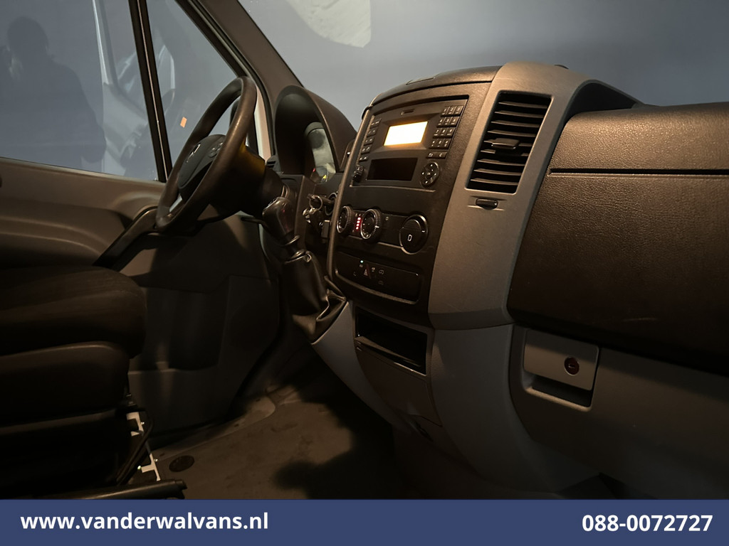 Mercedes-Benz Sprinter 316 CDI 164pk L2H2 Euro6 Airco | 2800kg Trekhaak | Cruisecontrol Parkeersensoren, Chauffeursstoel 13