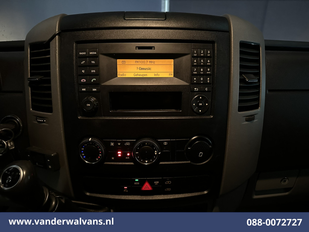 Mercedes-Benz Sprinter 316 CDI 164pk L2H2 Euro6 Airco | 2800kg Trekhaak | Cruisecontrol Parkeersensoren, Chauffeursstoel 16