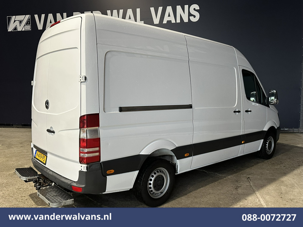Mercedes-Benz Sprinter 316 CDI 164pk L2H2 Euro6 Airco | 2800kg Trekhaak | Cruisecontrol Parkeersensoren, Chauffeursstoel 9