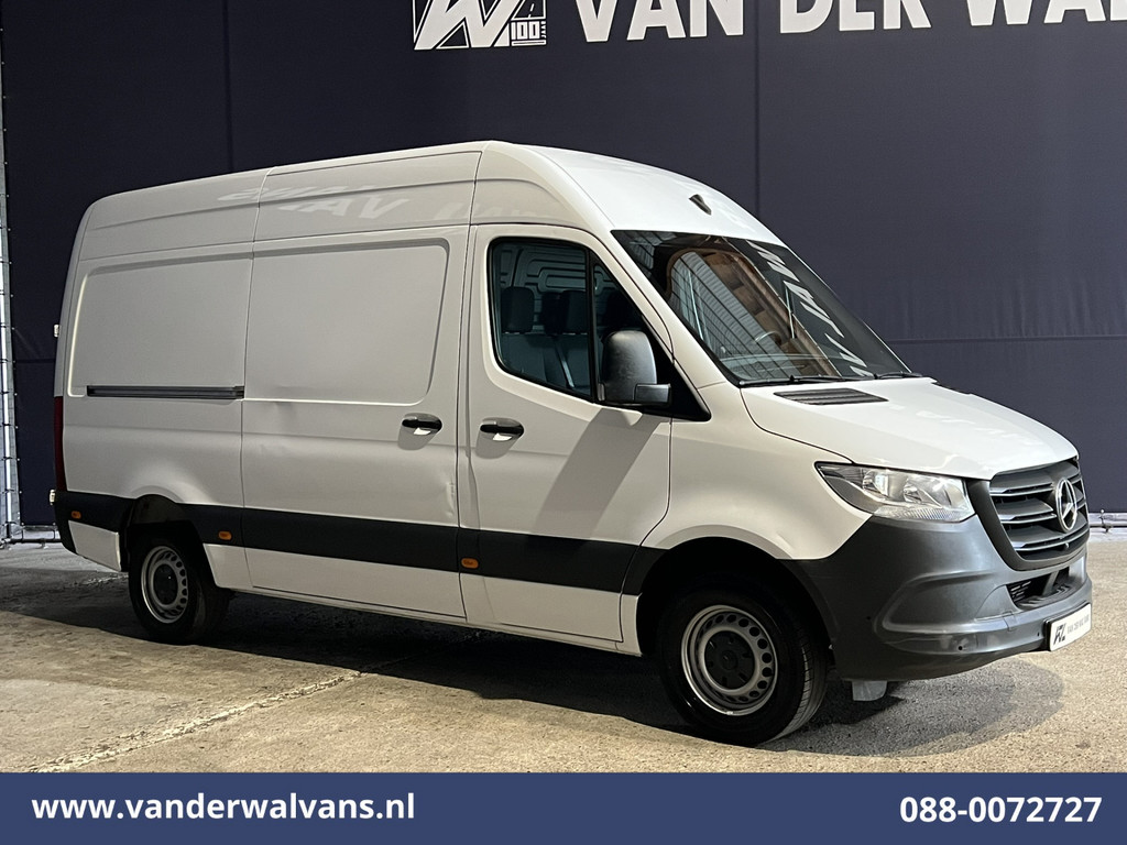 Mercedes-Benz Sprinter 316 CDI 164pk L2H2 Euro6 Airco | 360 graden Camera | Apple Carplay | Cruisecontrol Android Auto, Chauffeursstoel, Trekhaak, Parkeersensoren, Bijrijdersbank 12