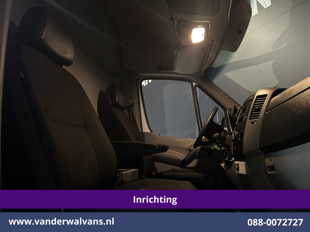 Mercedes-Benz Sprinter 316CDI 164pk L2H2 Inrichting Euro6 Airco | Cruisecontrol | Chauffeursstoel 2800kg Trekhaak, Parkeersensoren 7