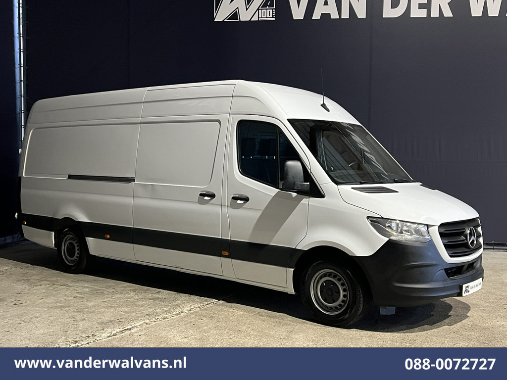 Mercedes-Benz Sprinter 316 CDI 164pk L3H2 Euro6 Airco | Camera | Apple Carplay | Android Auto | Cruisecontrol Chauffeursstoel, Stoelverwarming, Parkeersensoren, Bijrijdersbank 11