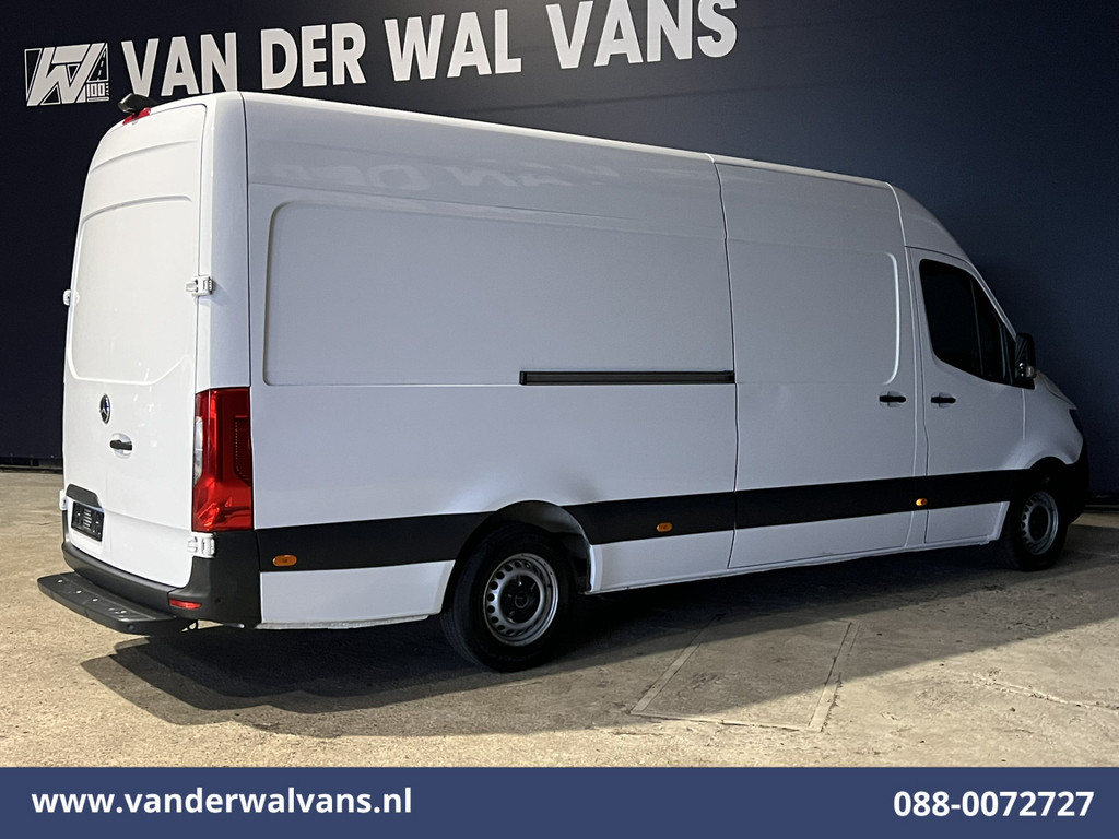 Mercedes-Benz Sprinter 316 CDI 164pk L3H2 Euro6 Airco | Camera | Apple Carplay | Android Auto | Cruisecontrol Chauffeursstoel, Stoelverwarming, Parkeersensoren, Bijrijdersbank 13