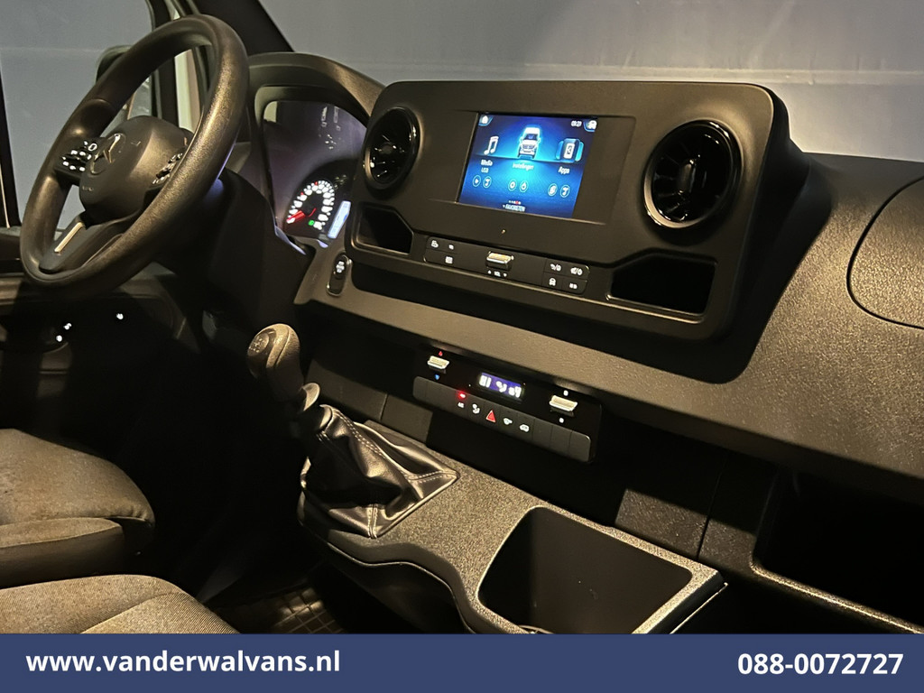 Mercedes-Benz Sprinter 316 CDI 164pk L3H2 Euro6 Airco | Camera | Apple Carplay | Android Auto | Cruisecontrol Chauffeursstoel, Stoelverwarming, Parkeersensoren, Bijrijdersbank 16