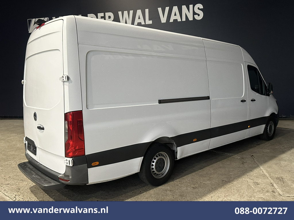 Mercedes-Benz Sprinter 316 CDI 164pk L3H2 Euro6 Airco | Camera | Navigatie | Apple Carplay | Android Auto | Chauffeursstoel Stoelverwarming, Bijrijdersbank 11