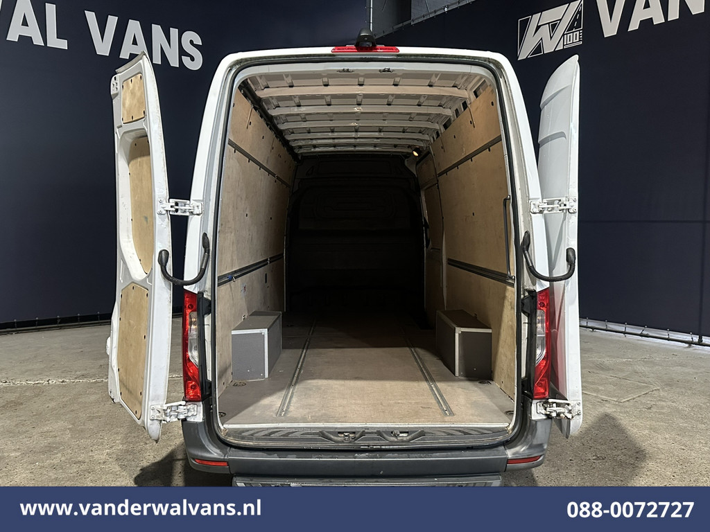 Mercedes-Benz Sprinter 316 CDI 164pk L3H2 Euro6 Airco | Camera | Navigatie | Apple Carplay | Android Auto | Chauffeursstoel Stoelverwarming, Bijrijdersbank 12