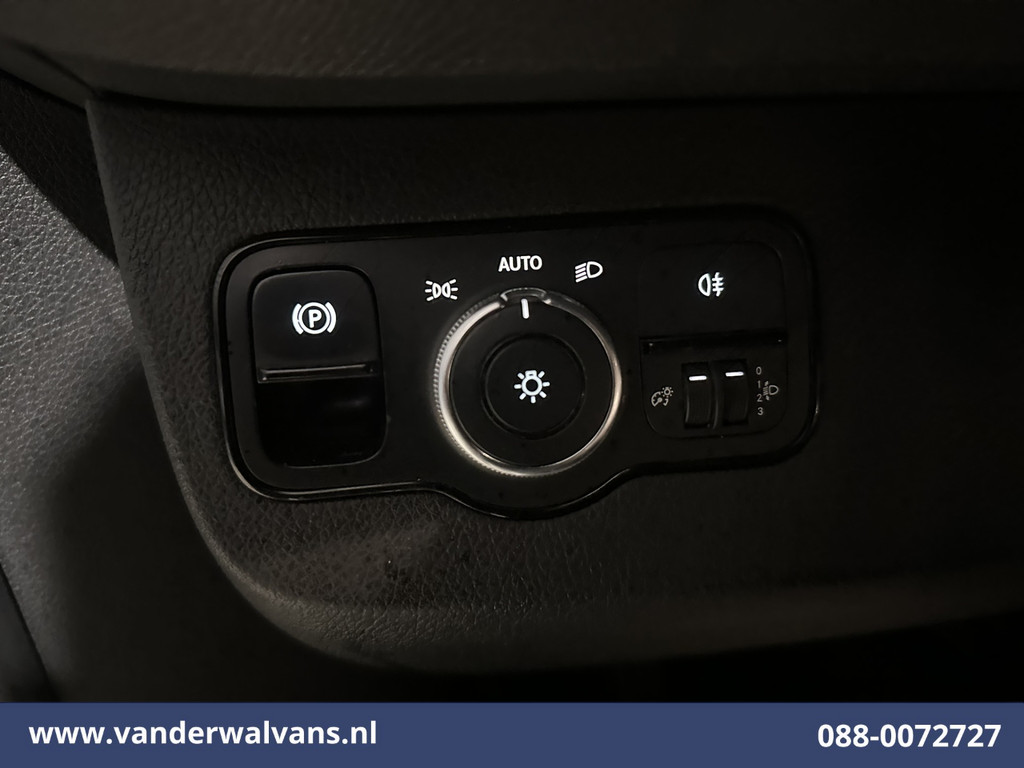 Mercedes-Benz Sprinter 316 CDI 164pk L3H2 Euro6 Airco | Camera | Navigatie | Apple Carplay | Android Auto | Chauffeursstoel Stoelverwarming, Bijrijdersbank 16