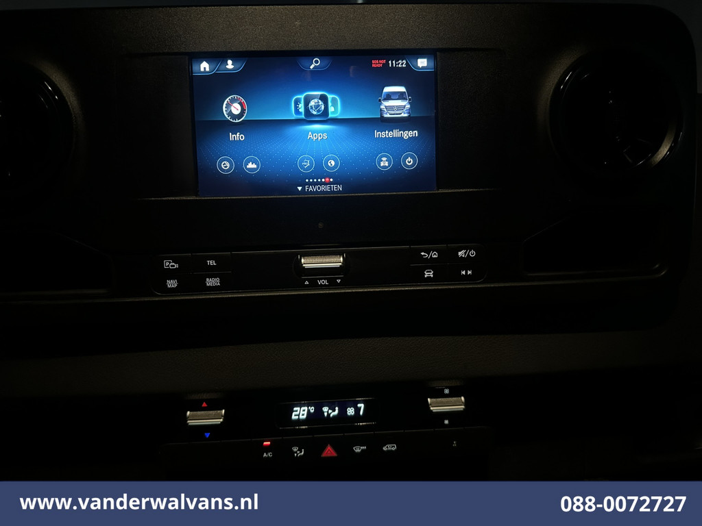 Mercedes-Benz Sprinter 316 CDI 164pk L3H2 Euro6 Airco | Camera | Navigatie | Apple Carplay | Android Auto | Chauffeursstoel Stoelverwarming, Bijrijdersbank 17