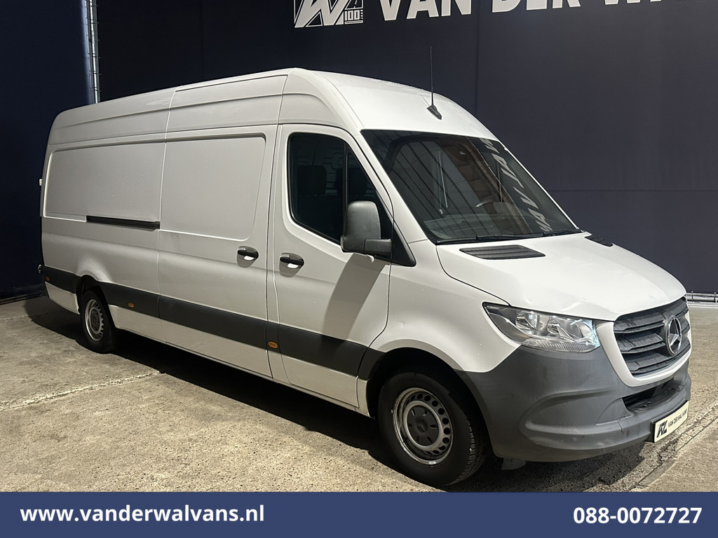 Mercedes-Benz Sprinter 316 CDI 164pk L3H2 Euro6 Airco | Camera | Navigatie | Apple Carplay | Android Auto | Chauffeursstoel Stoelverwarming, Bijrijdersbank 9
