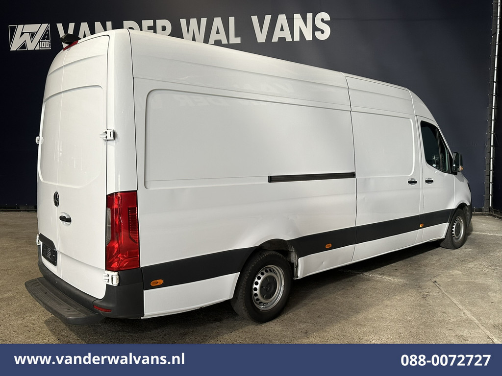 Mercedes-Benz Sprinter 316 CDI 164pk L3H2 Euro6 Airco | Camera | Navigatie | Apple Carplay | Android Auto Cruisecontrol, Bijrijdersbank, Stoelverwarming 12