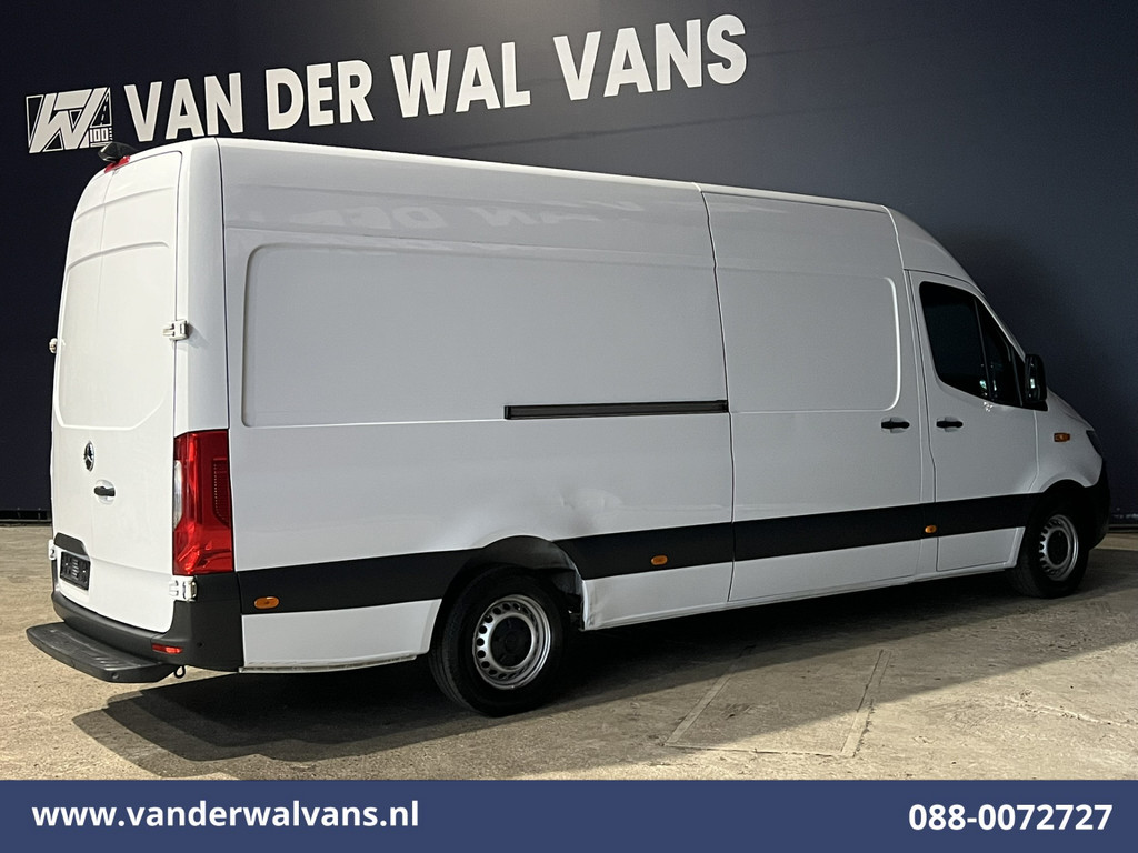 Mercedes-Benz Sprinter 316CDI 164pk L3H2 Euro6 Airco | Camera | Navigatie | Apple Carplay | Android Auto | Cruisecontrol Chauffeursstoel, Stoelverwarming, Parkeersensoren, Bijrijdersbank 14