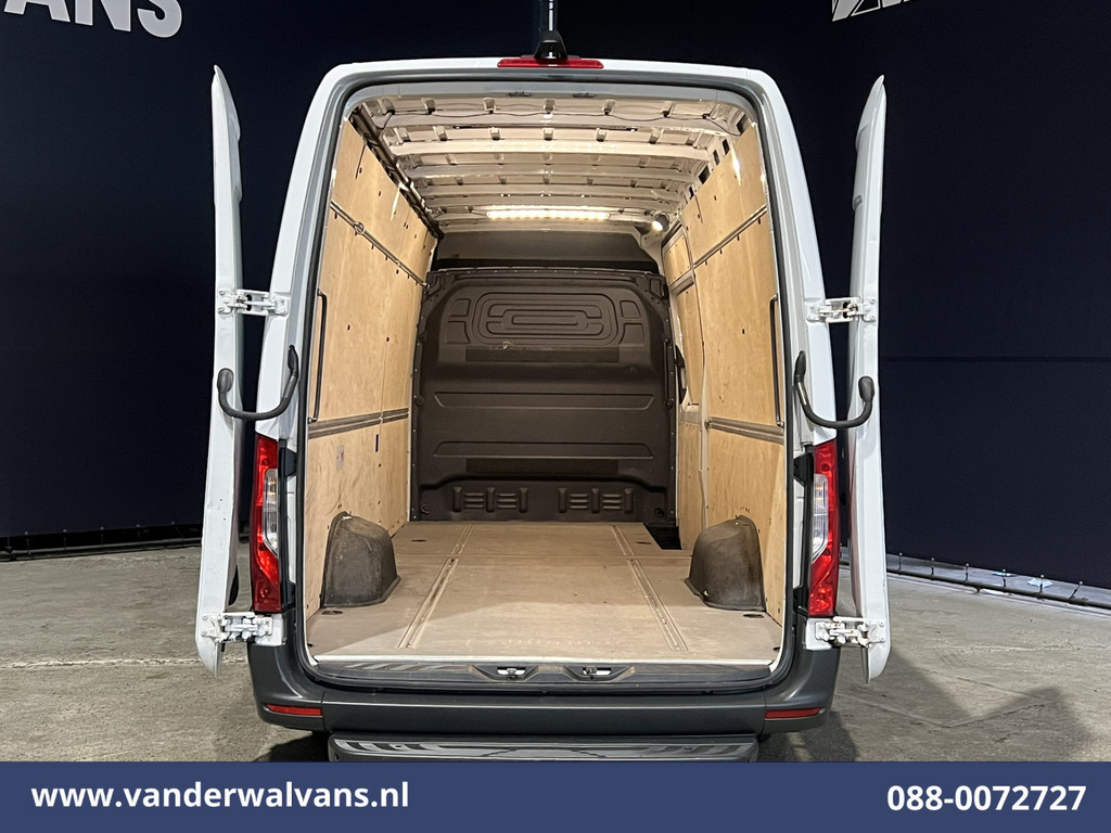 Mercedes-Benz Sprinter 316CDI 164pk L3H2 Euro6 Airco | Camera | Navigatie | Apple Carplay | Android Auto | Cruisecontrol Chauffeursstoel, Stoelverwarming, Parkeersensoren, Bijrijdersbank 15