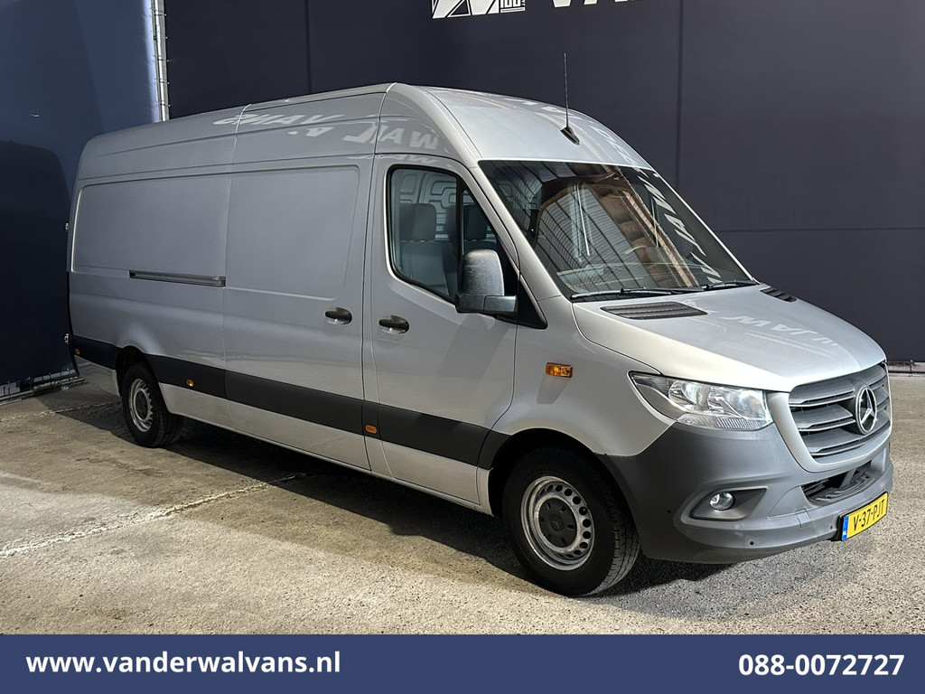 Mercedes-Benz Sprinter 316 CDI 164pk L3H2 Euro6 Airco | Camera | Navigatie | Apple Carplay | Cruisecontrol | Stoelverwarming Android Auto, Chauffeursstoel, Parkeersensoren, Bijrijdersbank 11