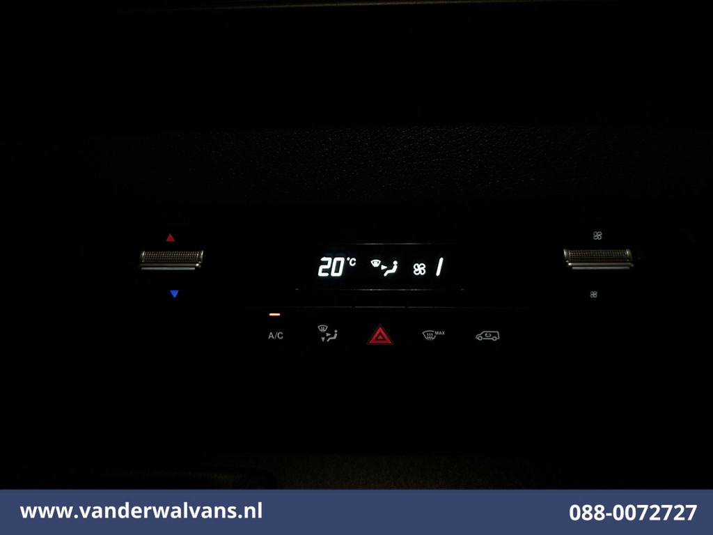 Mercedes-Benz Sprinter 316 CDI 164pk L3H2 Euro6 Airco | Camera | Navigatie | Apple Carplay | Cruisecontrol | Stoelverwarming Android Auto, Chauffeursstoel, Parkeersensoren, Bijrijdersbank 8