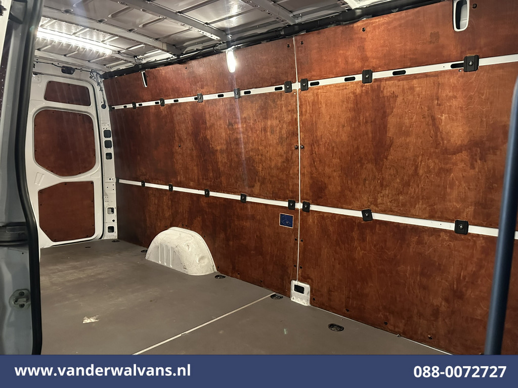 Mercedes-Benz Sprinter 316 CDI 164pk L3H2 Euro6 Airco | Leder | AMG grill Bijrijdersbank 10