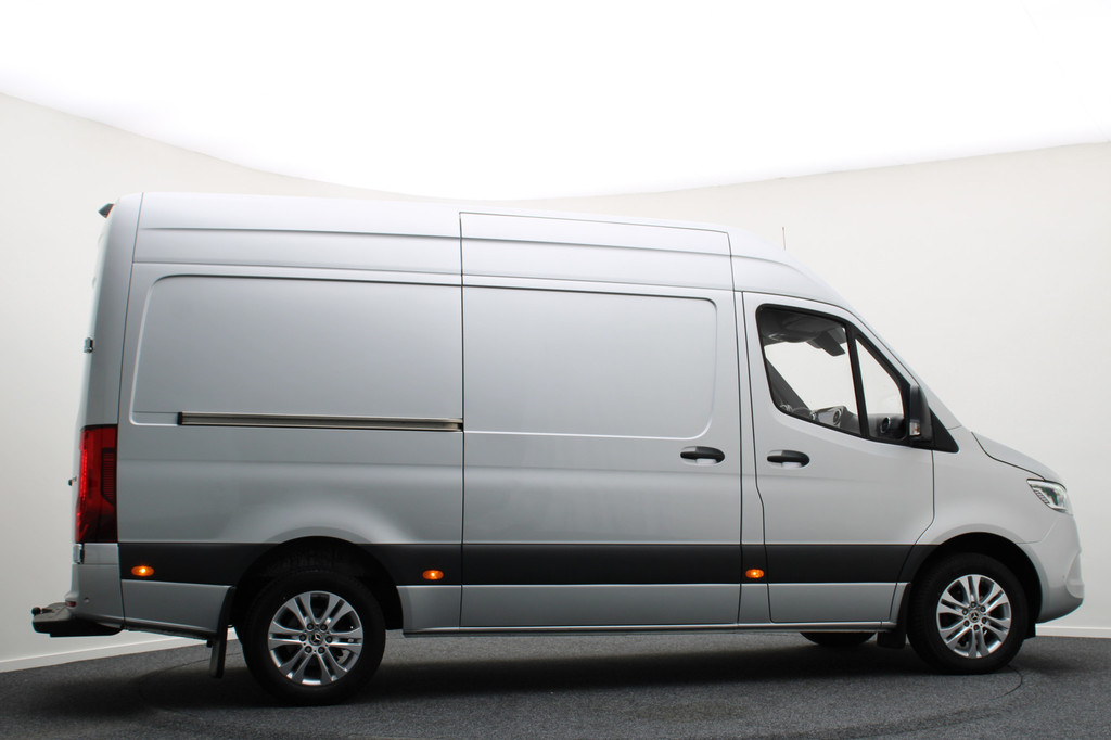 Mercedes-Benz Sprinter 316 CDI Aut. L2H2 360° Camera, LED, Airco, Cruise, Apple Carplay, DAB, Trekhaak, 17 8