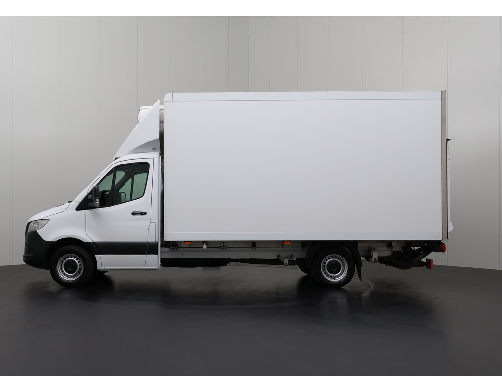 Mercedes-Benz Sprinter 316CDI Koel/Vries Bakwagen+laadklep 12/220V | Navigatie | Airco | Cruise | 3-Persoons 12