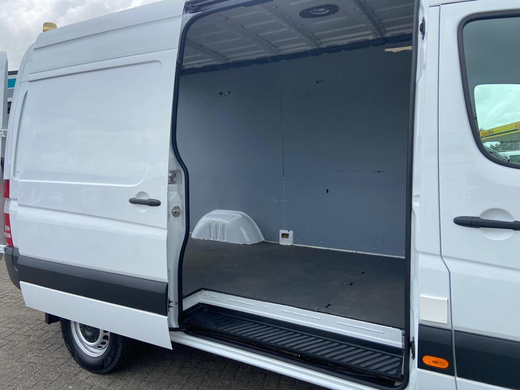 Mercedes-Benz Sprinter 316 CDI L2H2 E6 3500KG AHW | Gev. Stoel | Camera | Airco 7