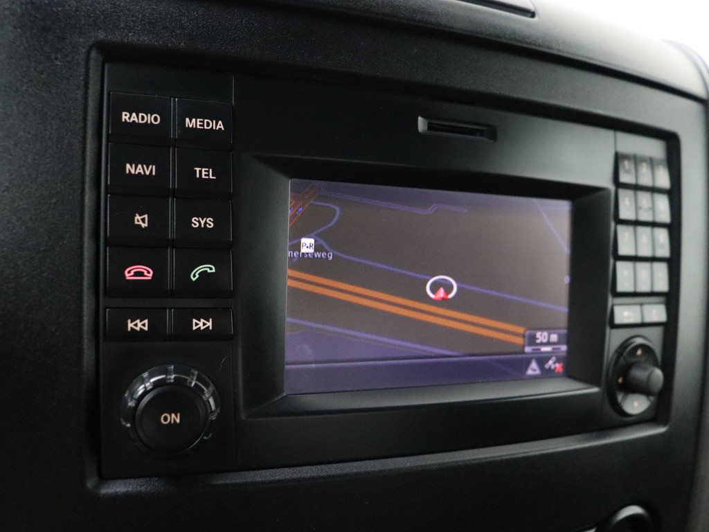 Mercedes-Benz Sprinter 316CDI L2H2 | Laadruimte inrichting | Navigatie | Camera | Airco | Cruise 18