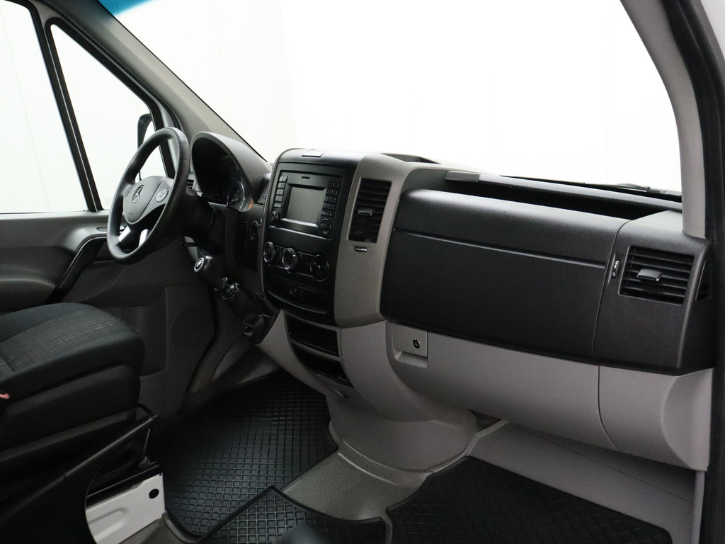 Mercedes-Benz Sprinter 316CDI L2H2 | Laadruimte inrichting | Navigatie | Camera | Airco | Cruise 21