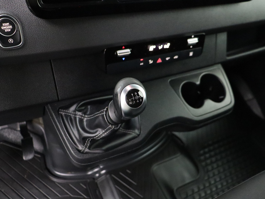 Mercedes-Benz Sprinter 316CDI L2H2 | Led | 10 Multimedia | Camera | Airco | Cruise | Trekhaak | Betimmering 17