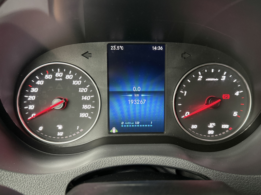Mercedes-Benz Sprinter 316CDI L2H2 | Led | 10 Multimedia | Camera | Airco | Cruise | Trekhaak | Betimmering 9