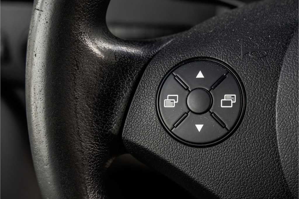 Mercedes-Benz Sprinter 316 CDI | L3H2 | 164 PK | Navigatie | Cruise | Airco | 3-Zits 16