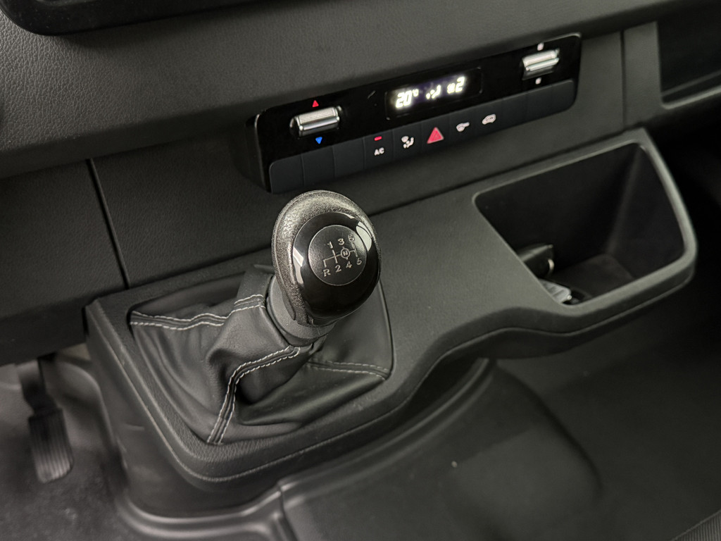 Mercedes-Benz Sprinter 316CDI L3H2 Maxi | Airco | Cruise | 3-Persoons | NAvigatie | Camera 16