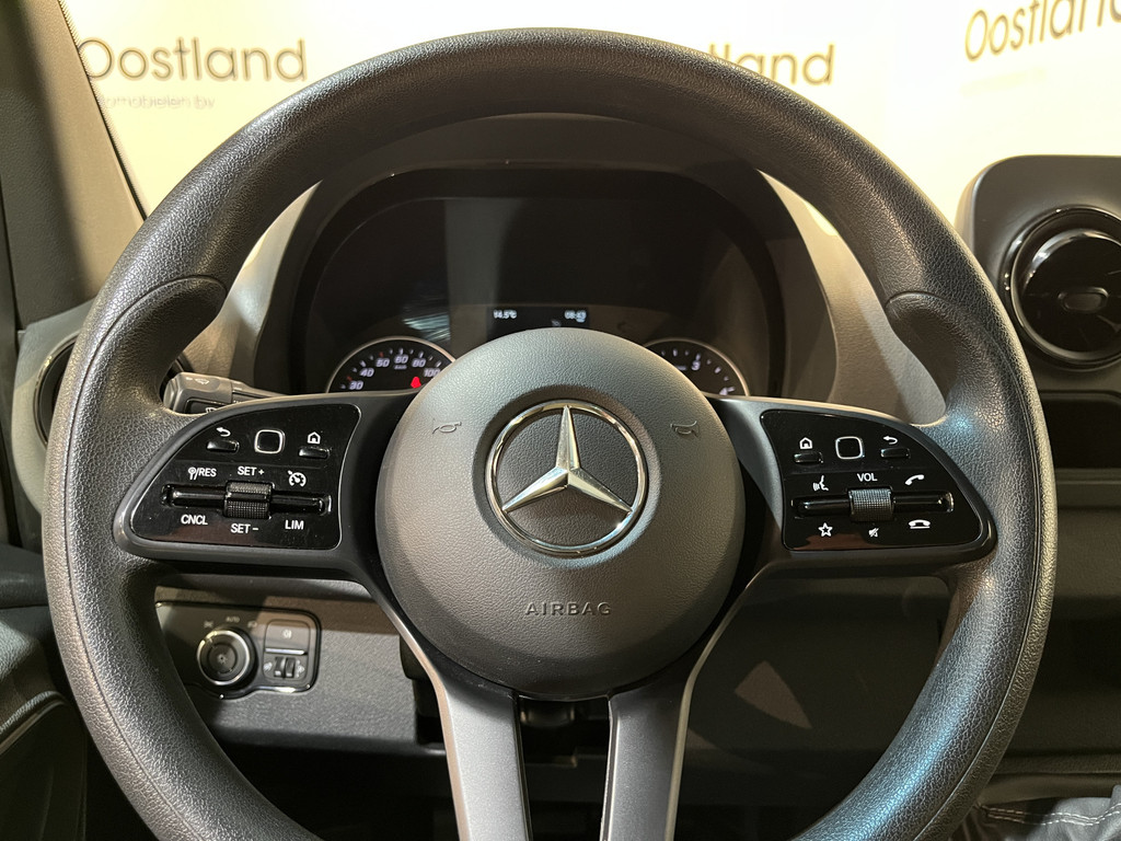 Mercedes-Benz Sprinter 316 CDI L3H2 RWD DC 5 pers. / Trekhaak 3.500 KG / Airco / Cruise Control / CarPlay / Camera / Navigatie / 63.500 KM !! 12