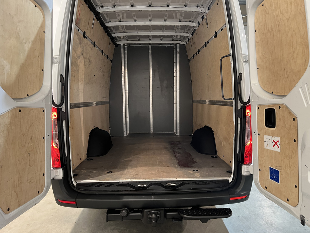 Mercedes-Benz Sprinter 316 CDI L3H2 RWD DC 5 pers. / Trekhaak 3.500 KG / Airco / Cruise Control / CarPlay / Camera / Navigatie / 63.500 KM !! 5
