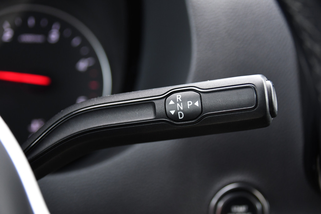 Mercedes-Benz Sprinter 316 RWD 2.2 CDI L2H2 Black Edition 360 Camera, Cruise, Carplay, Navi, Automaat, Led, 164PK, Multimedia, Uniek! 16