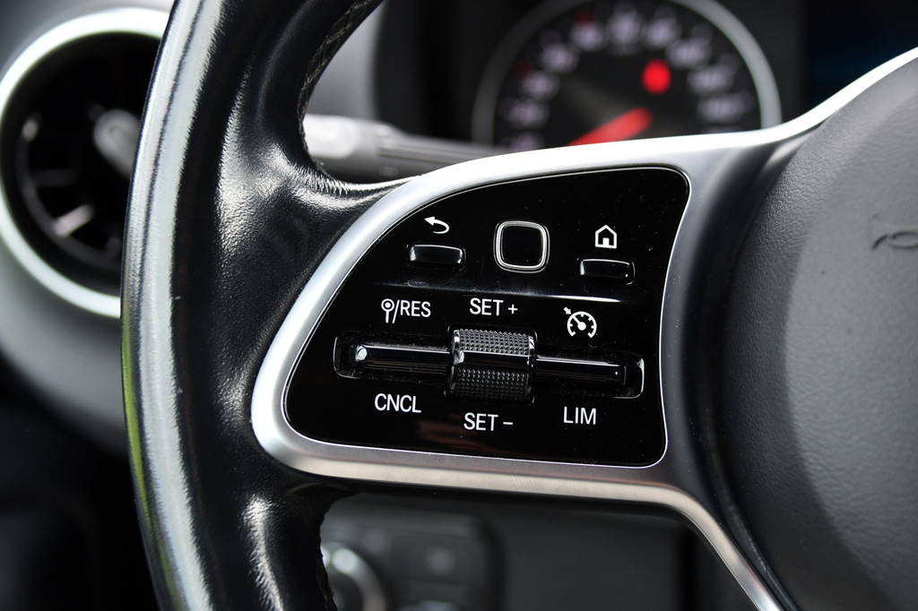 Mercedes-Benz Sprinter 316 RWD 2.2 CDI L2H2 Black Edition 360 Camera, Cruise, Carplay, Navi, Automaat, Led, 164PK, Multimedia, Uniek! 20