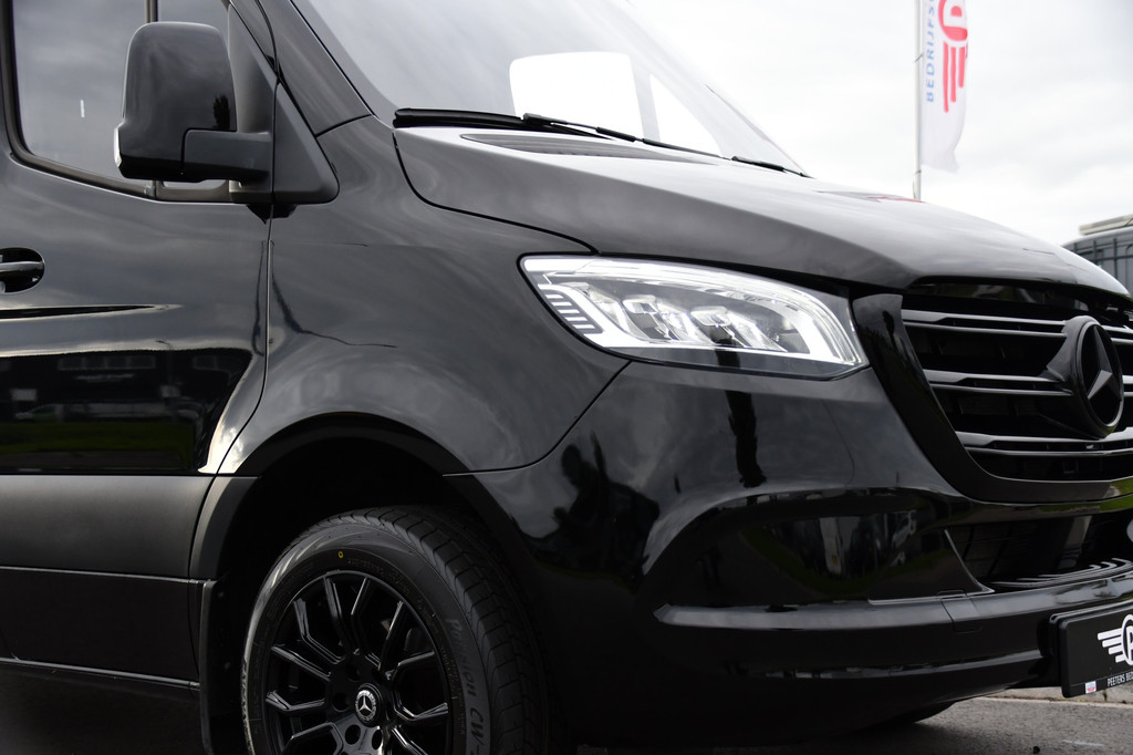 Mercedes-Benz Sprinter 317 1.9 CDI L2H1 RWD Black Edition Camera, Cruise, Carplay, 3500kg Trekhaak, 170pk, Automaat, LED, Multimedia, Stoelverwarming, UNIEK 16