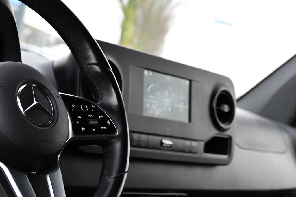 Mercedes-Benz Sprinter 317 1.9 CDI L2H1 RWD PB Edition Camera, Cruise, Carplay, 170pk, Automaat, LED, Stoelverwarming, NAVI, Multimedia, Uniek! 13