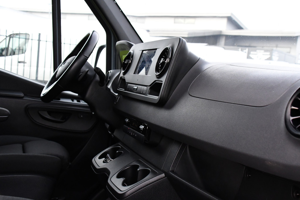 Mercedes-Benz Sprinter 317 1.9 CDI L2H1 RWD PB Edition Camera, Cruise, Carplay, 170pk, Automaat, LED, Stoelverwarming, NAVI, Multimedia, Uniek! 14