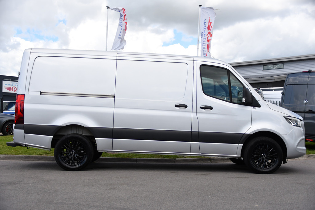 Mercedes-Benz Sprinter 317 1.9 CDI L2H1 RWD PB Edition Cruise, Camera, Carplay, LED, Mbux, Stoelverwarming, 170pk, Automaat, Uniek! 10