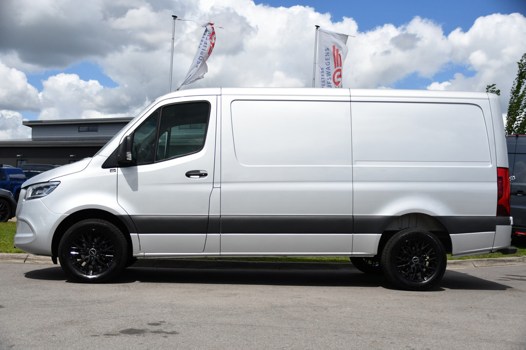Mercedes-Benz Sprinter 317 1.9 CDI L2H1 RWD PB Edition Cruise, Camera, Carplay, LED, Mbux, Stoelverwarming, 170pk, Automaat, Uniek! 9