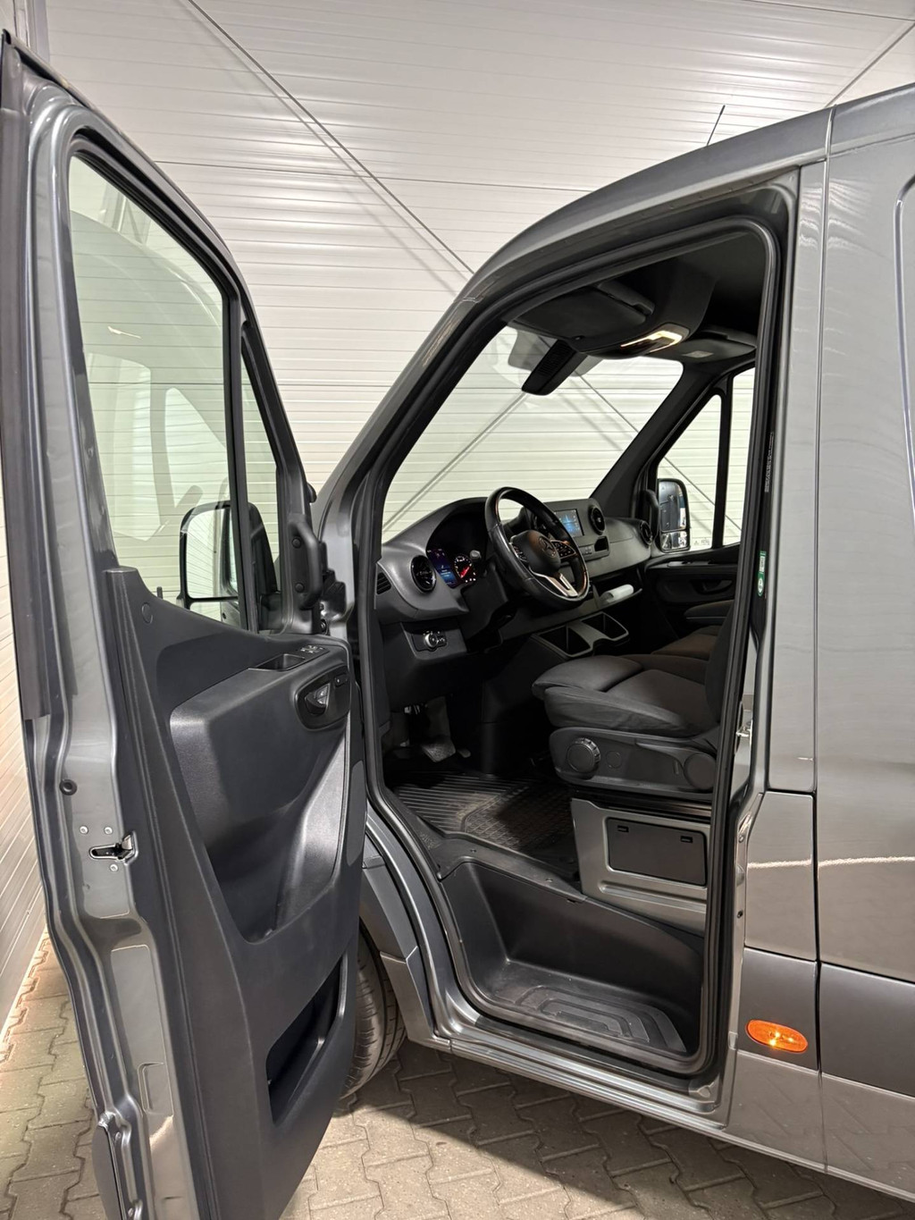Mercedes-Benz Sprinter 317 1.9 CDI L2H1 RWD VVB491 Prijs zoals getoond 17